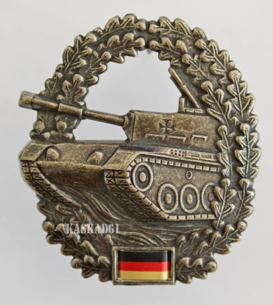 Эмблема беретная танковых частей BW (металл) фото 1